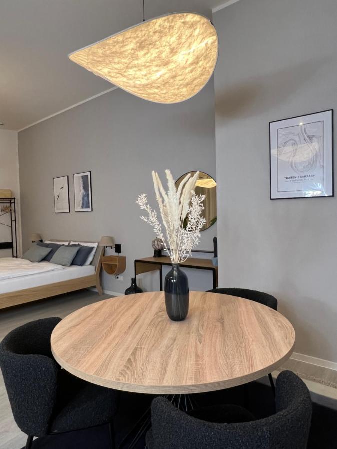 Loft.Wallbox.Garage.Arbeitsplatz.3P.100M Zur Mosel Трабен-Трарбах Екстериор снимка